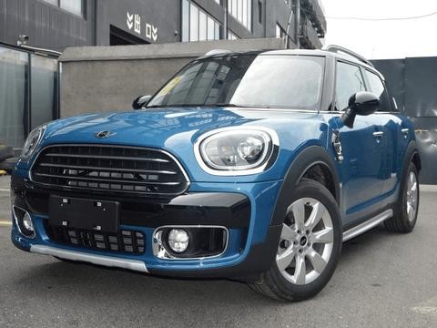 年轻人的专属轿车，在美获最高安全评级，撩妹神器！