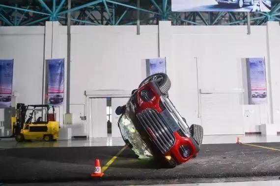 转出新天地！哈弗H6的翻滚试验到底试出了什么？