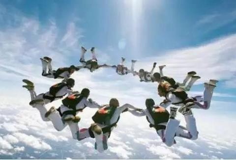 哈弗H6又推新车标配1.5T+7DCT，宝骏510登顶又悬了