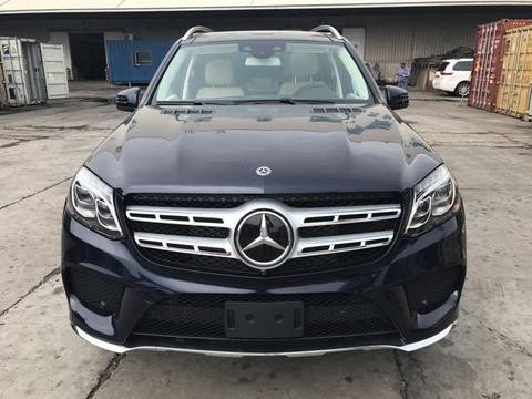 2018款新款奔驰GLS450美规版也是奔驰GLS级的高配车型