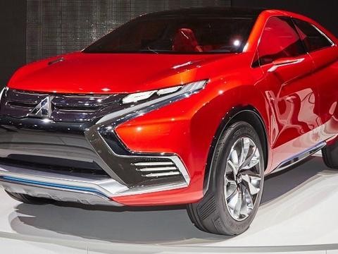 1.5T配全时四驱，外观前卫内饰科幻，三菱新车仅售12万