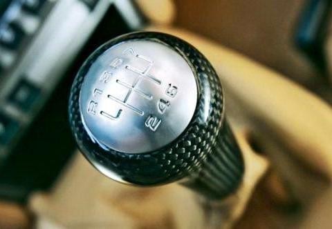 手动挡最高就到6速吗？来看看这辆最强保时捷，手动却有7个挡位