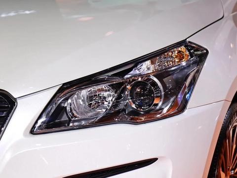 这款车百公里油耗5.4L, 仅售8万!