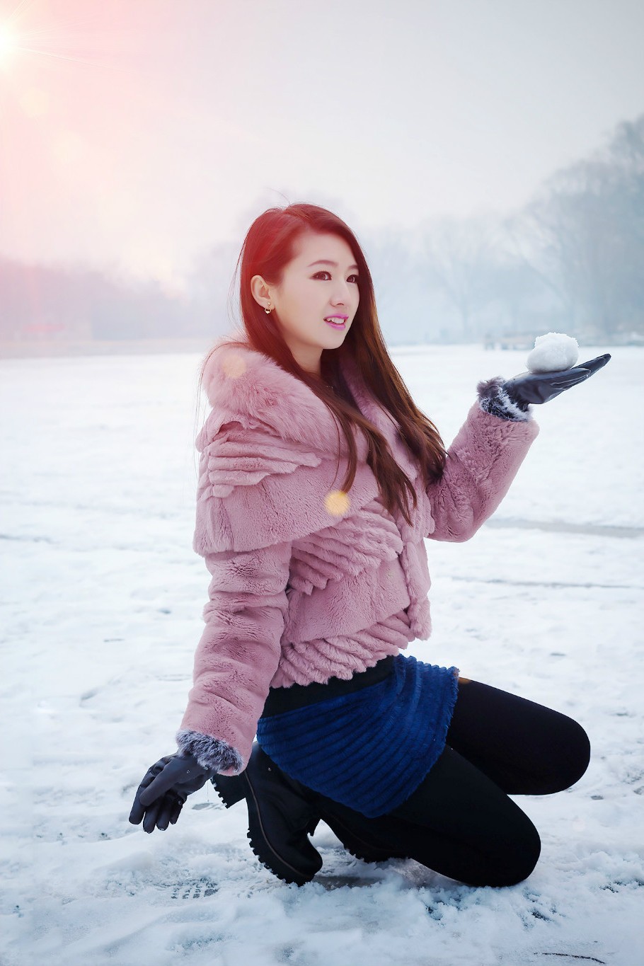 北方户外雪天里的笑容甜美靓丽女人|美丽的|人像|美女_新浪新闻