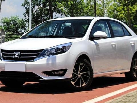 配双气囊支持手机无线充电，内置竖式大屏，“泰罗拉”只卖5万