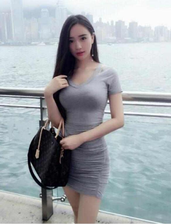 男生喜欢女生4个坏坏的看看,别脸红表现对不的女生帅哥心里图片
