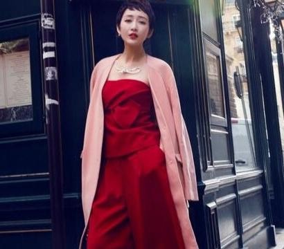 王鸥剪短发重头再来，网友吐槽丑到爆像大妈，200万豪车颜值爆表