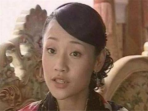 她出道就和刘亦菲搭戏，被一个鱼缸要了命，今28岁无福享受豪车！