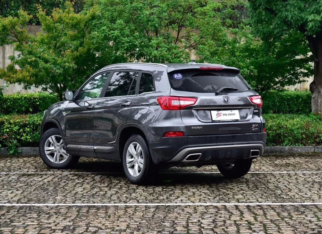 这些自主SUV不仅解放你的右脚,还能解放你的双手