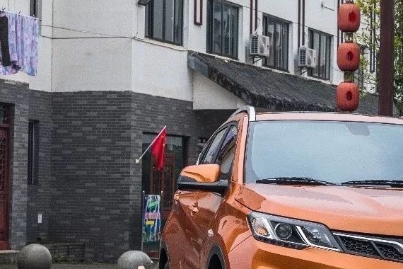 GO纯血敢路放，新款DX3亮相英雄城！ ——东南汽车2018款DX3青春上市