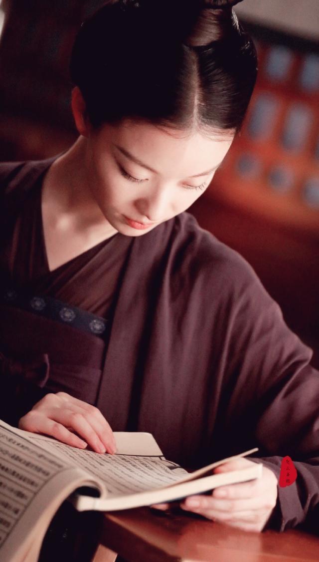 《凰权》里的倪妮,出水芙蓉真的太惊艳了!