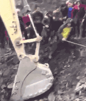 御萃说:东拼西凑2000万,结果买来一块砖头