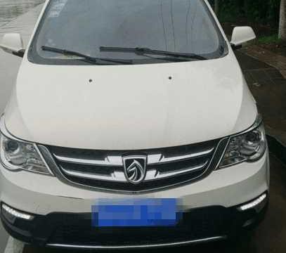 宝骏这做工没谁了,男子新提宝骏730不到十天,一场大雨让他想卖车