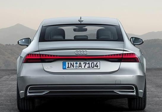 外观更霸气锐利，科技感更强，奔驰CLS级、宝马6系强劲对手来了