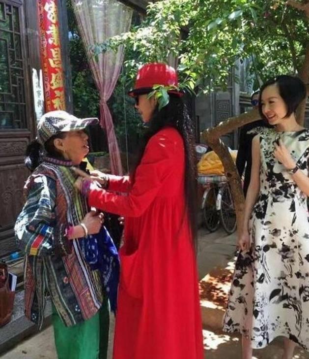 鲁豫与杨丽萍共进午餐, 连米饭都不吃只吃这个?