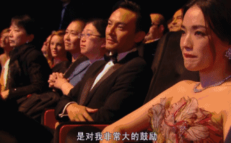 世界第一脱衣舞娘说：衣服穿好是水平，脱好是风情