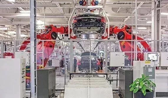 特斯拉Model 3难产到底因为什么？也许车身是关键
