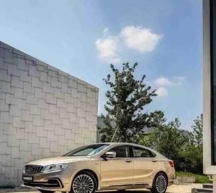 到底是买合资B级车还是自主旗舰？先7天免费试驾新博瑞再说