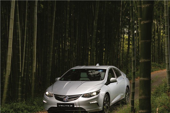 ​增程路不停 试驾上汽通用别克Velite 5