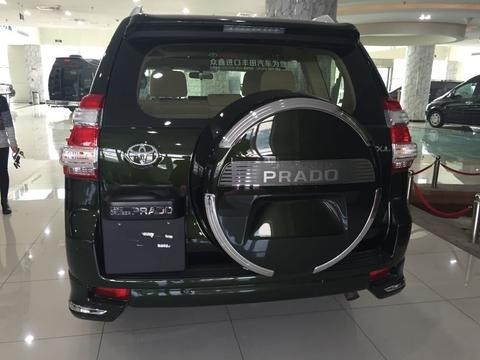 丰田霸道2700现车越野首选车型陆地之王水上战舰年底清仓甩卖