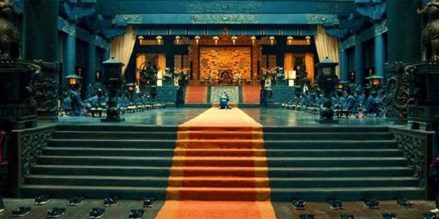 古代没有普通话,皇帝上朝如何面对各地方言的轰炸呢?