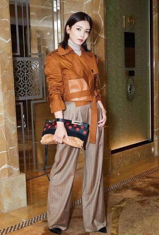 盘点中国女星在国际时装周造型最美和最土的前五名 最土的是杨幂
