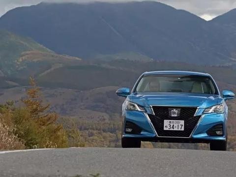 这才是真正的皇冠，只看了几张照片就心动，与国产皇冠不是一回事