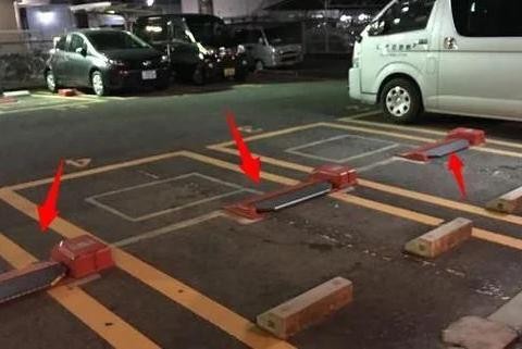 实拍日本停车位设计逆天，和国内相比相差太大！