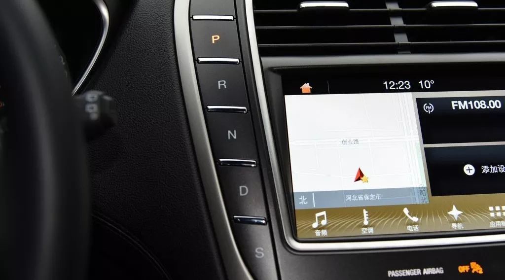 这4款豪华SUV开出去嫌丢人,最后一辆路上比劳斯莱斯还少见