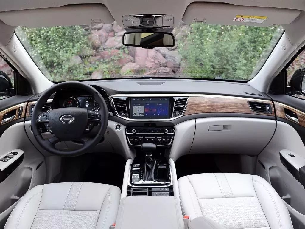 国产品牌雄起 这些国产SUV上市一年没有优惠还要排队