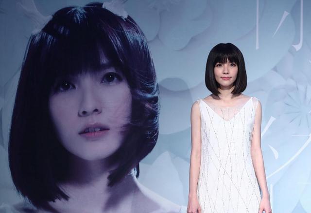 还记得不怕不怕女孩郭美美吗她因撞名坑惨今复出依旧很美