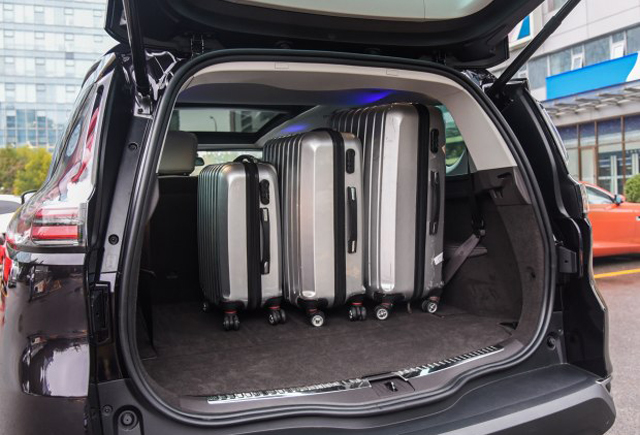 精致法系大餐,雷诺Espace仅靠颜值能否被认可?