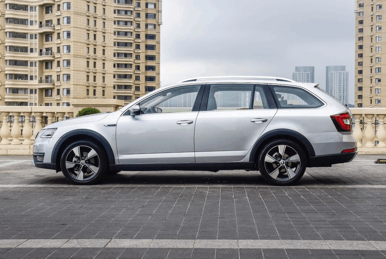 旅行车推荐便宜 96b9-fymzzpv8498247.jpg