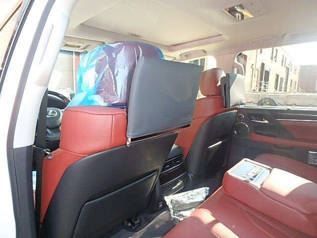 18雷克萨斯LX570加版顶配新款SUV带你走向世界顶端