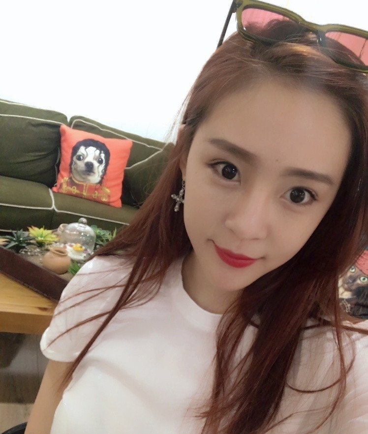 土豪为女主播刷9000万礼物终抱得美人归,网友:或许这就是爱情吧