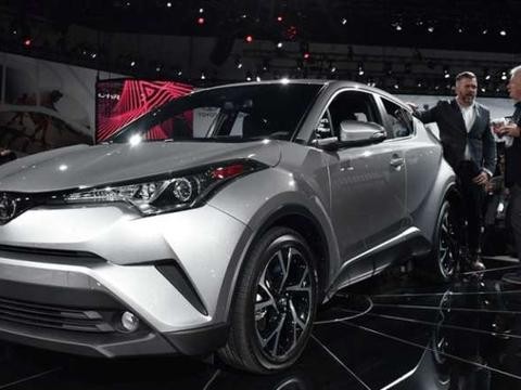 丰田小型SUV要来了, 操控颜值秒杀缤智/xrv, 还可选装四驱