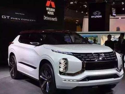 逼格最高日系全新SUV，混动四驱油耗4L卖12万，能扳倒哈弗H6？