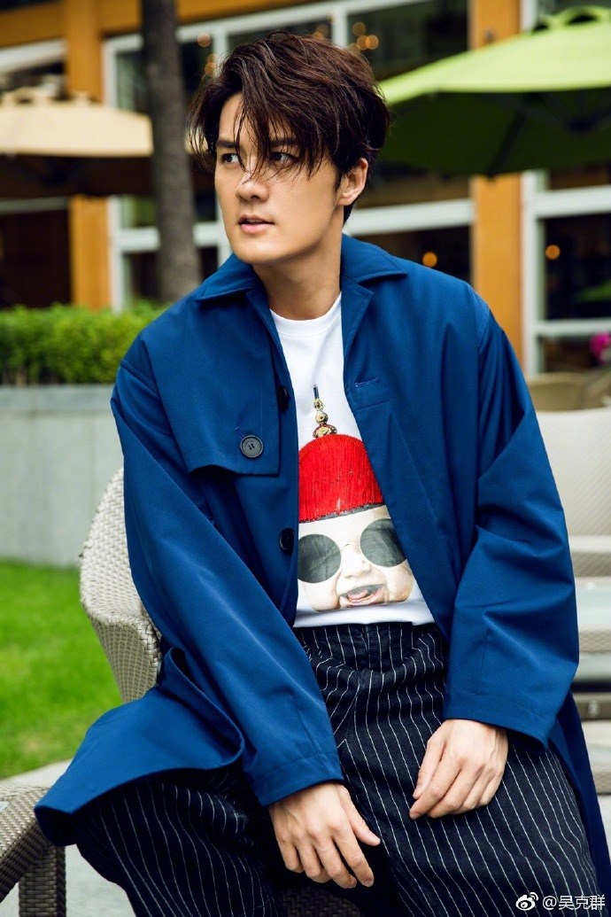 吴克群受邀出席上海,自夸:连自己都觉得帅