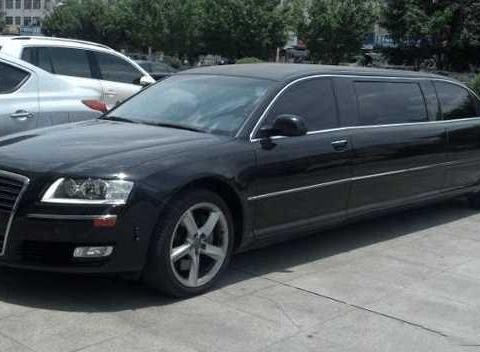 价值800万的典藏版奥迪A8L，全球仅两台，其中一位车主是农民