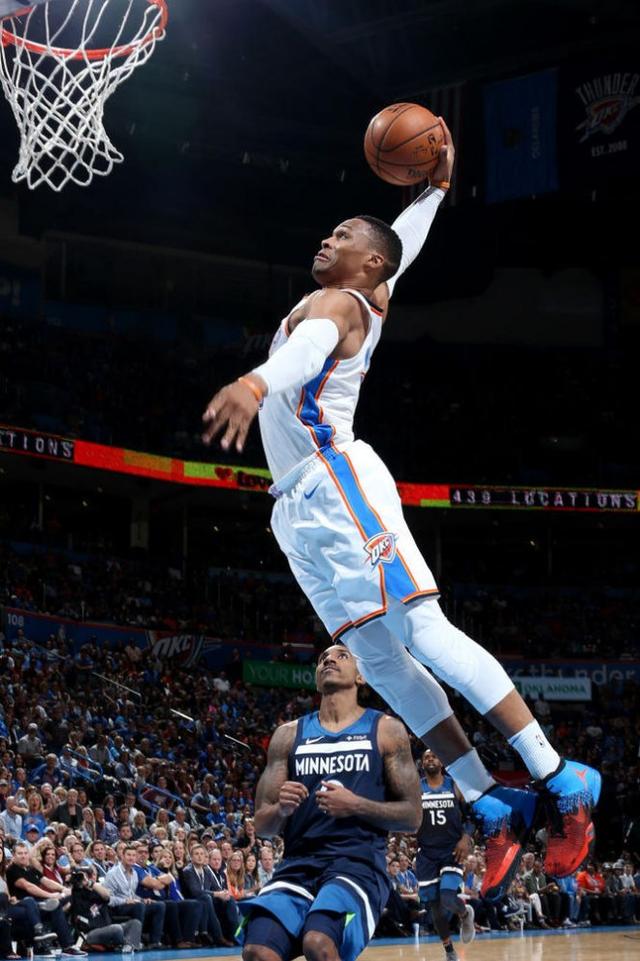 NBA常规赛球鞋上脚精选之10.23：威少还是酷爱AJ30.5