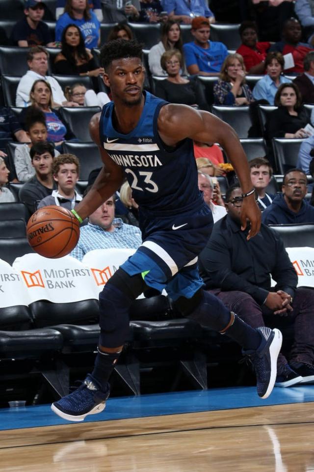 NBA常规赛球鞋上脚精选之10.23：威少还是酷爱AJ30.5