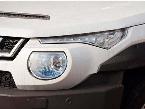 不屑打广告的国产越野，比牧马人还硬派，卖10万全系1.5T