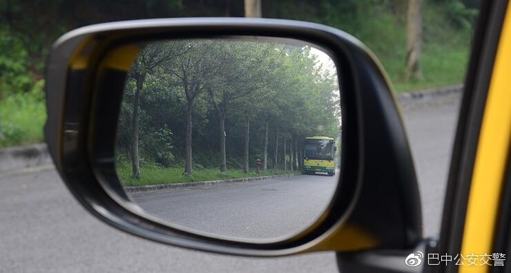 驾考新规后科三通过率下降 交警蜀黍解析四大