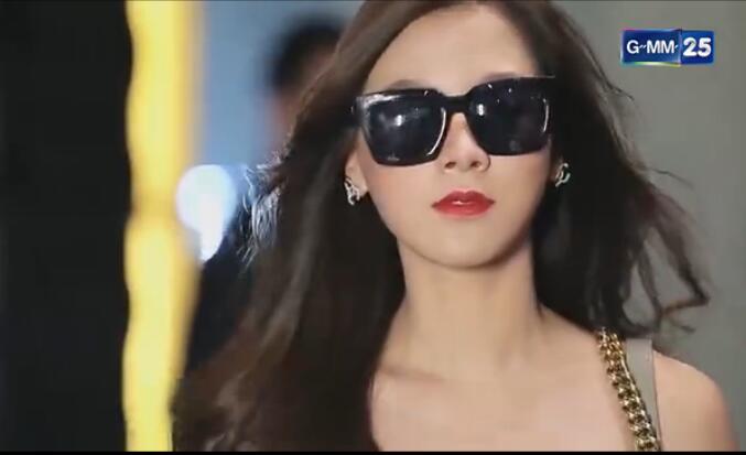 小水转身饰演《火之迷恋》女主,异性缘爆表,妥妥的撩汉教科书