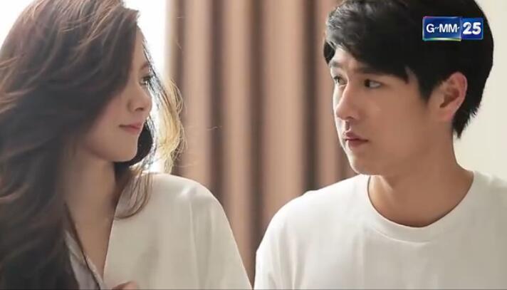 小水转身饰演《火之迷恋》女主,异性缘爆表,妥妥的撩汉教科书