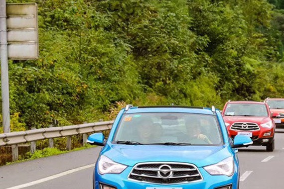 翻过318越过214，才懂为什么敢闯者最美丨川藏/滇藏试驾2018款海马S5