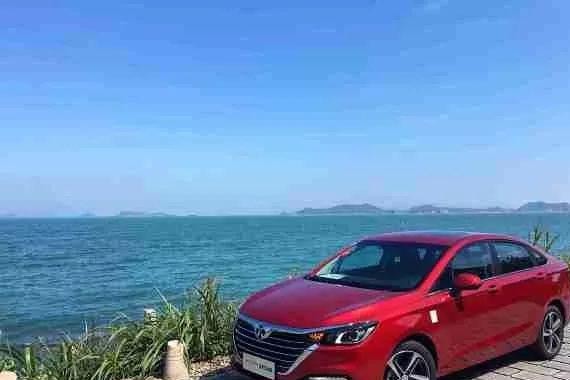 全新颜值+科大讯飞能语音识别技术，这位“三好先生”才不到10万