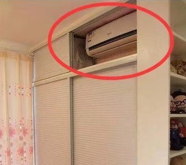 头次见有人把空调设计在衣柜里,这样装修太聪