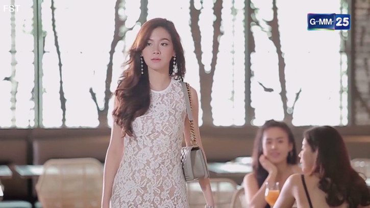 小水转身饰演《火之迷恋》女主,异性缘爆表,妥妥的撩汉教科书