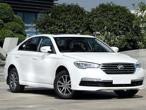 最窝囊国产车，被名字耽误的神车，售价7万，却无人问津！